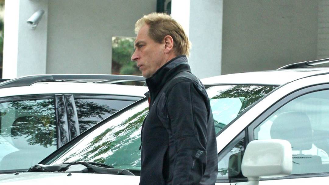 Julian Sands