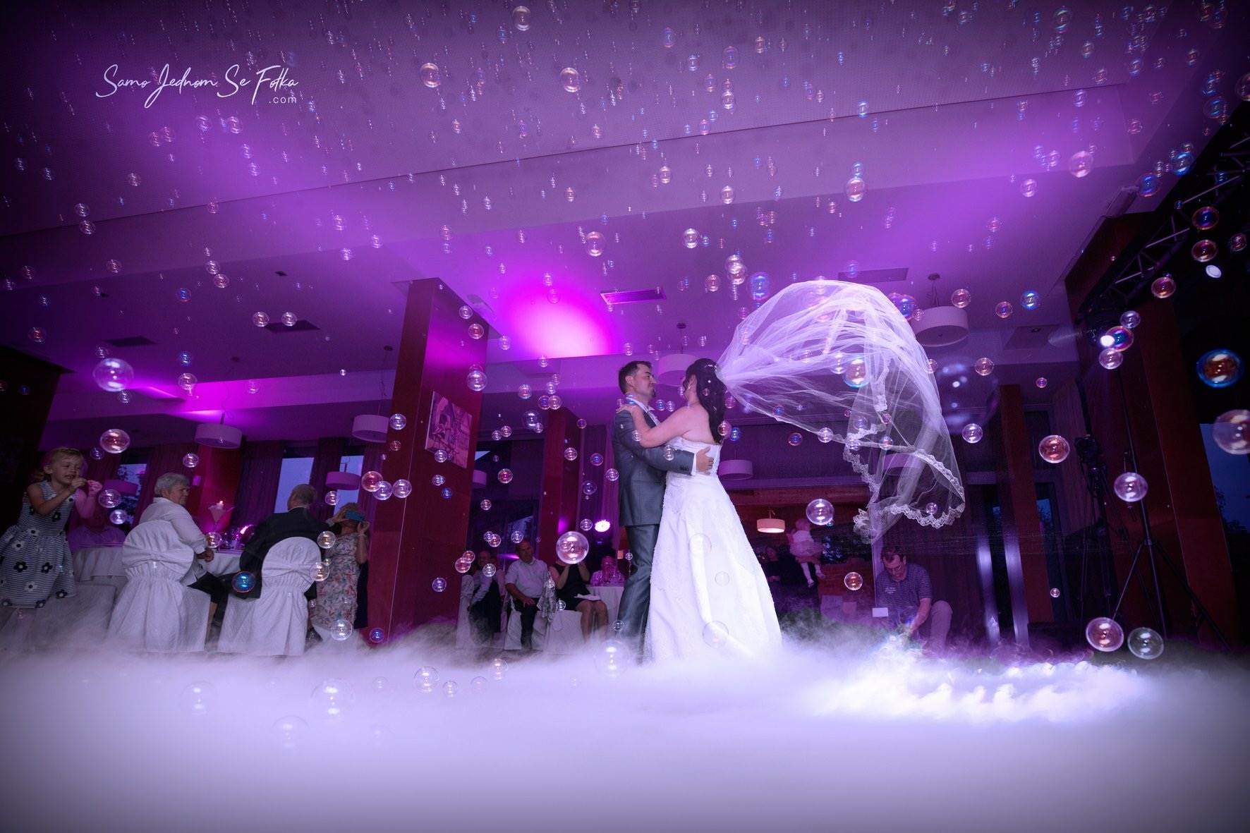 Vjenčanja rasvjeta GoDJi entertainment wedding light studio