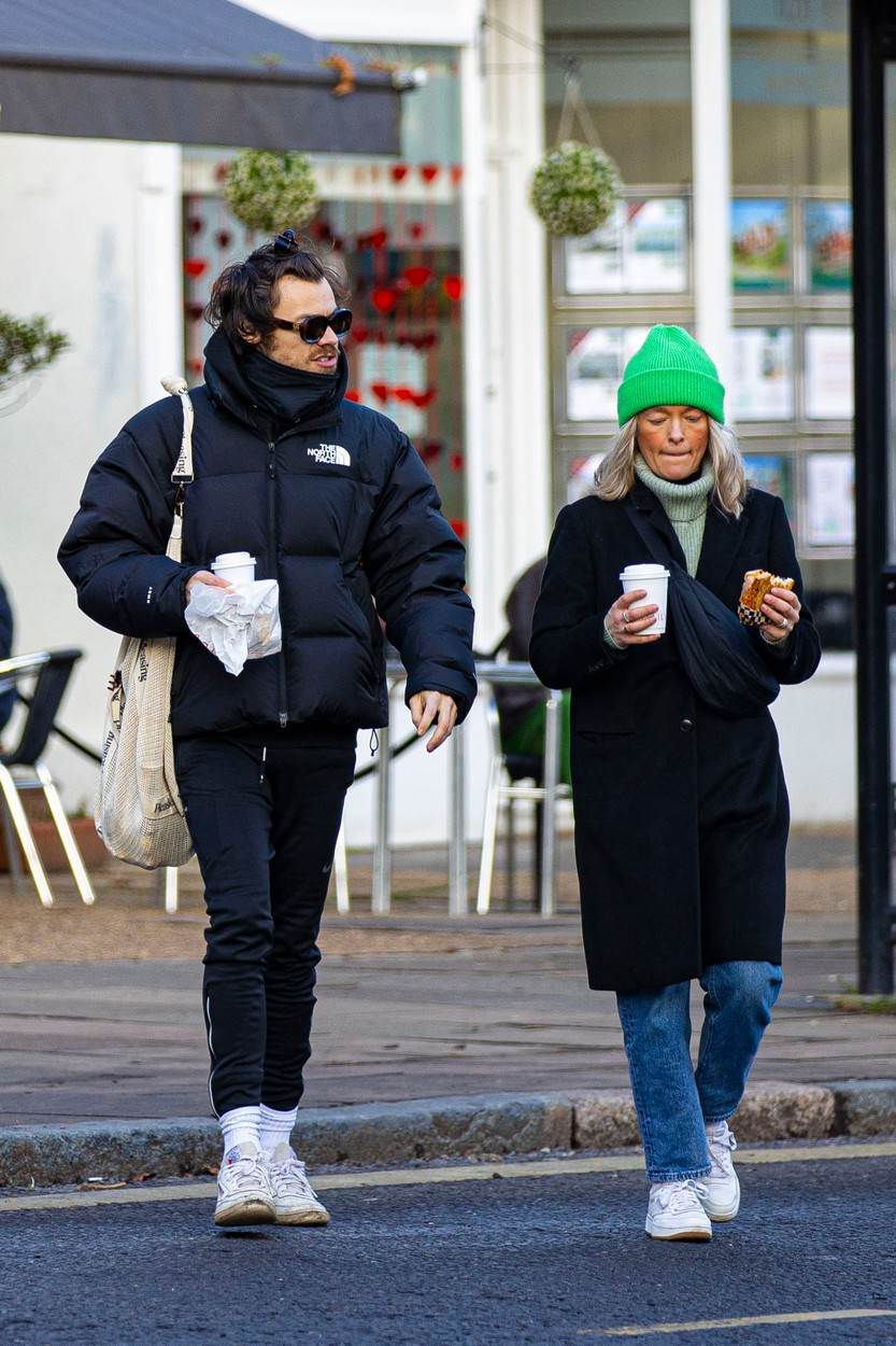 Harry Styles i Ellis Calcutt snimljeni u šetnji Londonom