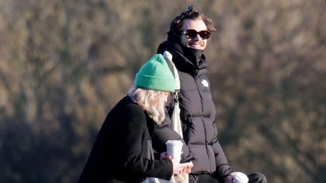 Harry Styles i Ellis Calcutt su snimljeni u šetnji