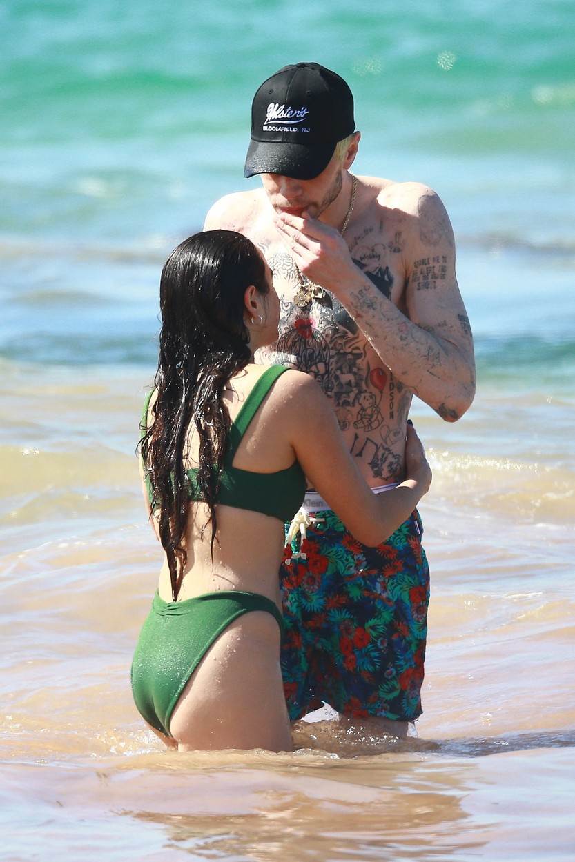 Chase Sui Wonders i Pete Davidson na Havajima