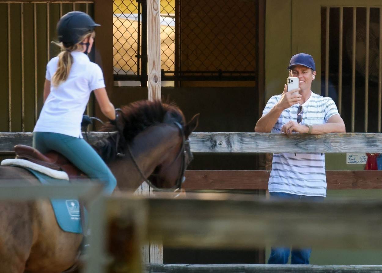 Tom Brady s kćeri Vivian na jahanju