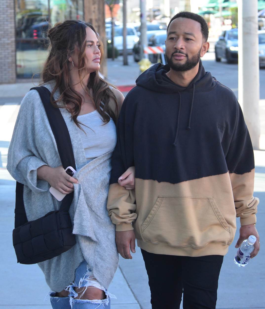 Chrissy Teigen i John Legend u šetnji