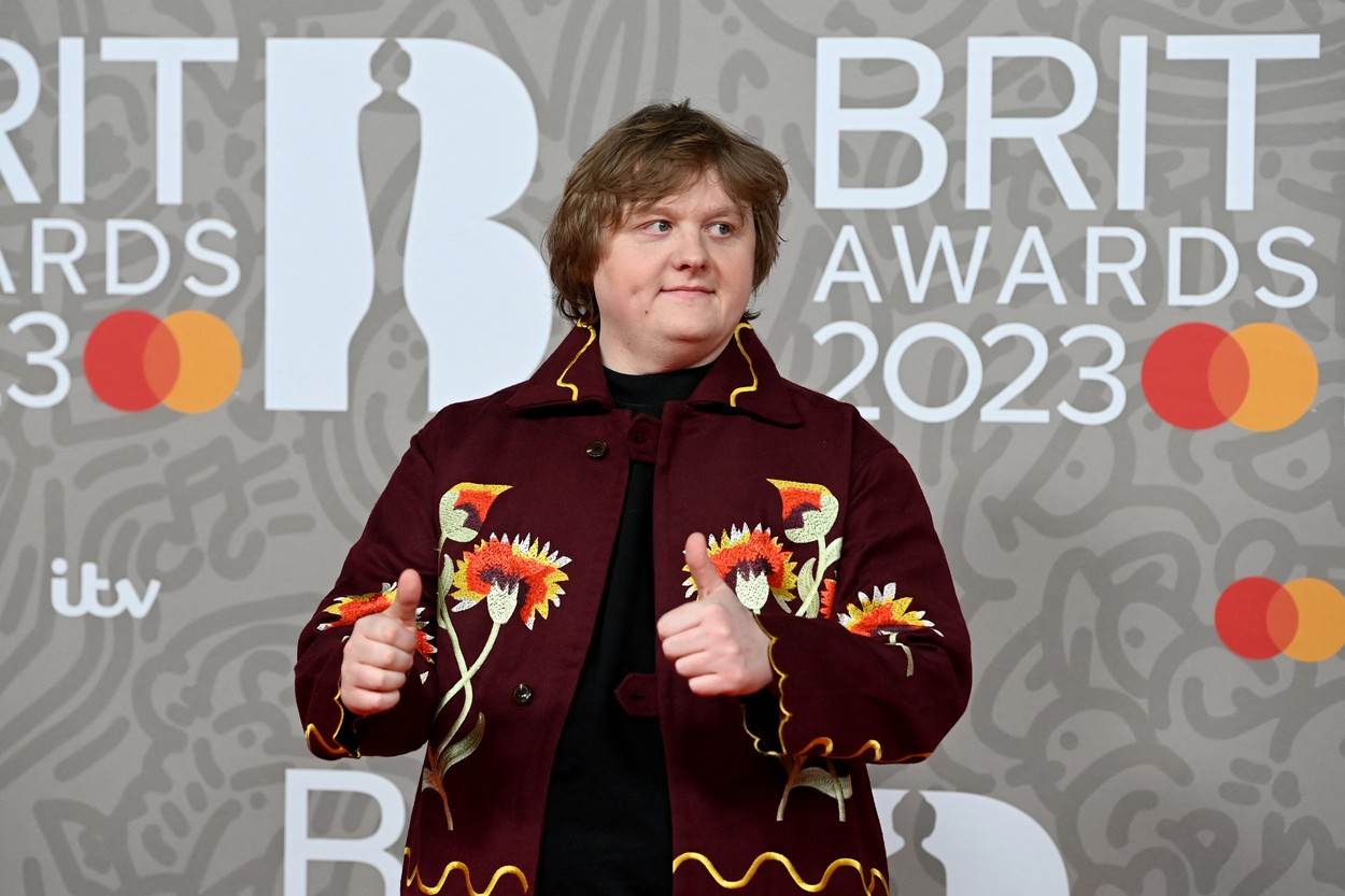 Lewis Capaldi ima djevojku