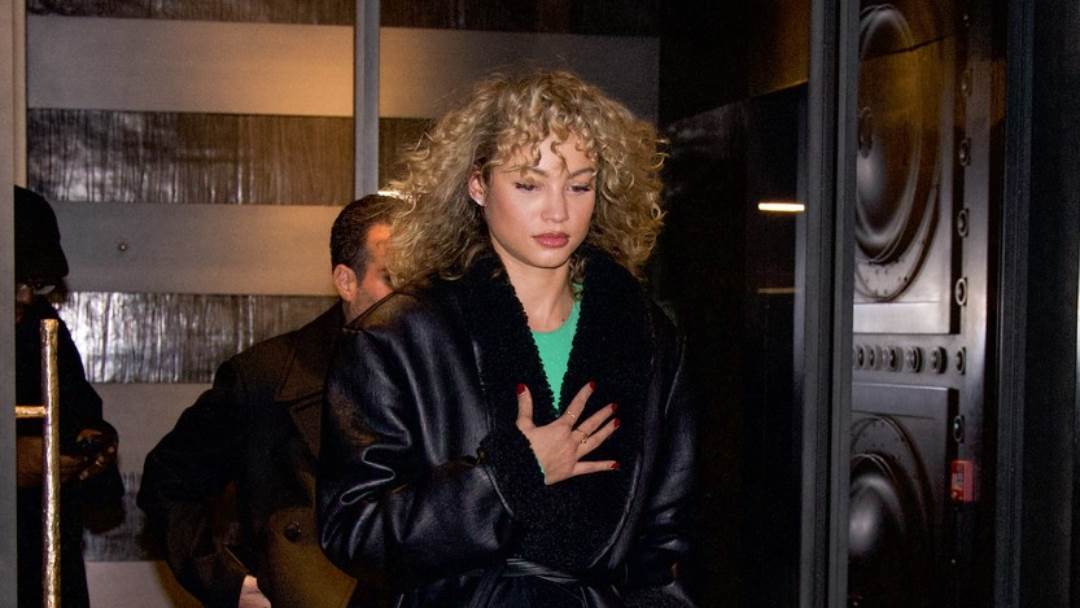 Rose Bertram snimljena u Parizu s Leonardom DiCaprijem