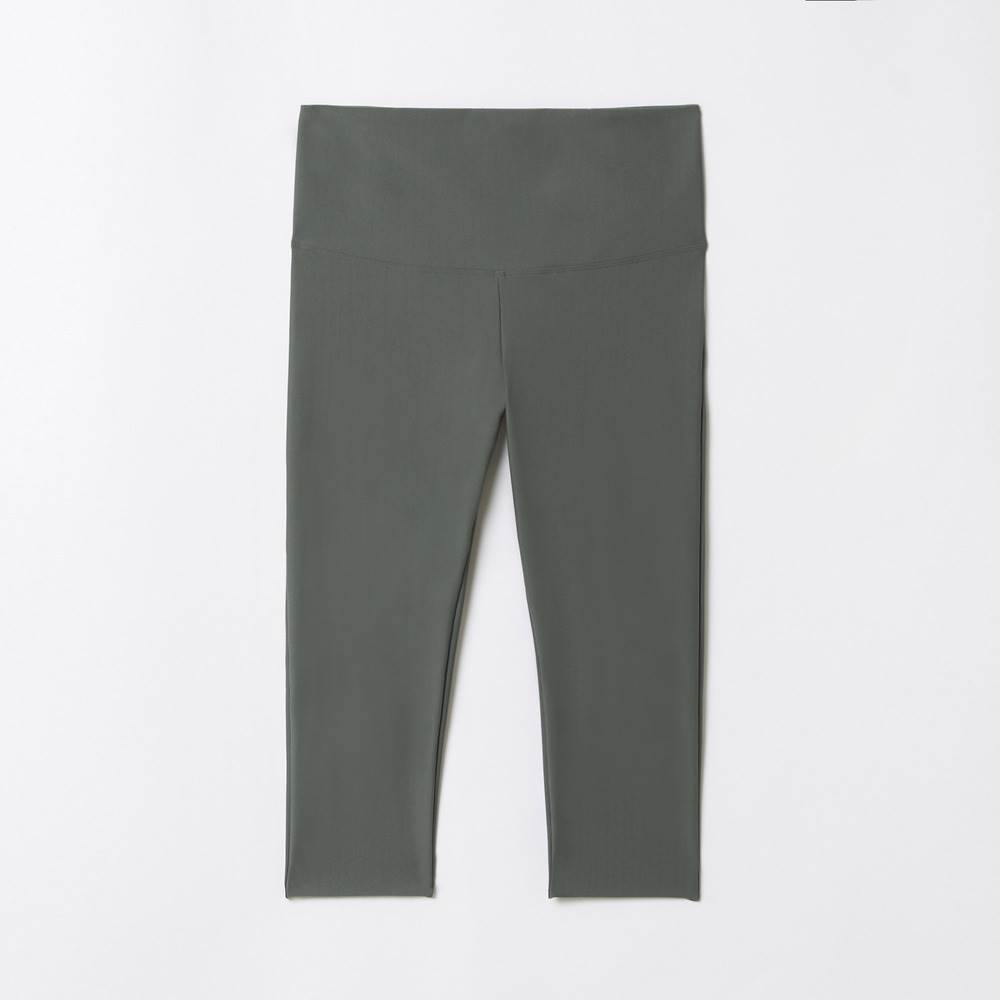 'Adaptive Color' leggings military green.jpg