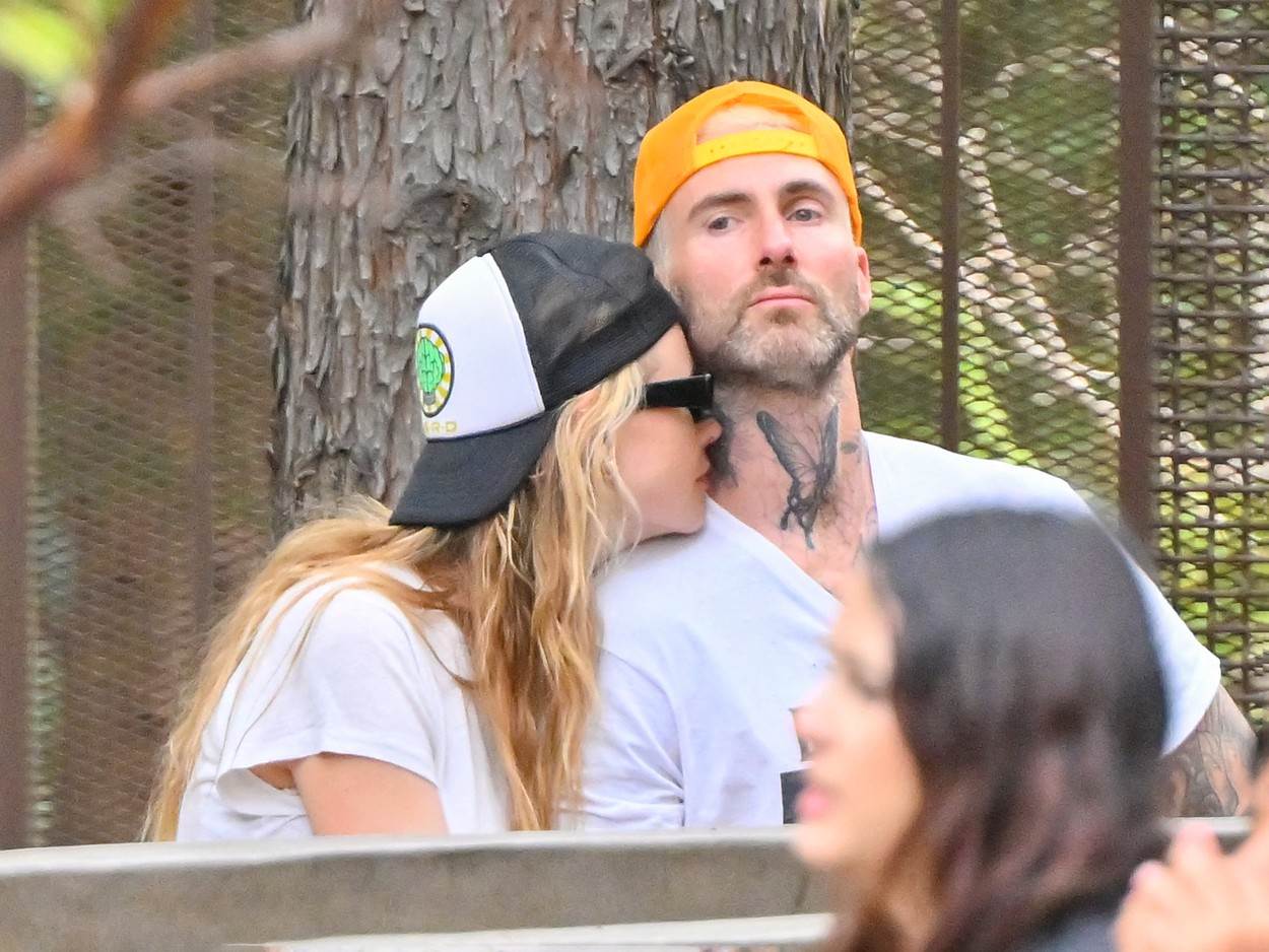 Adam Levine i Behati Prinsloo