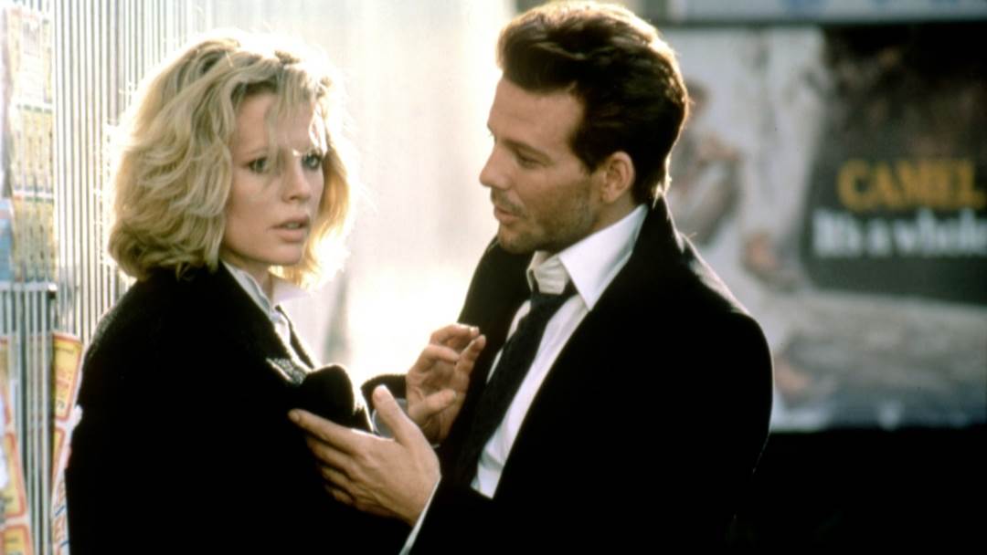 Mickey Rourke je propao