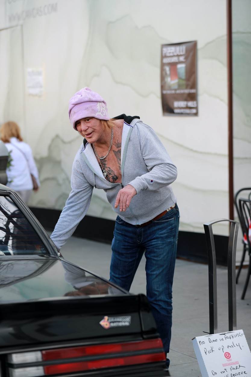 Kako danas izgleda Mickey Rourke