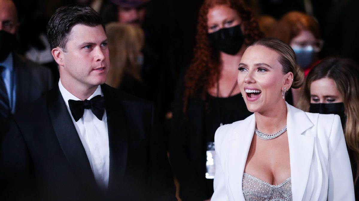 Scarlet Johansson i Colin Jost