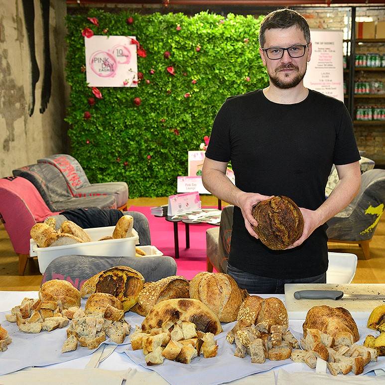 10 NikÁa MandiÜ iz Noel Bread & Deli opet je oduÁevio izborom kruha.jpg