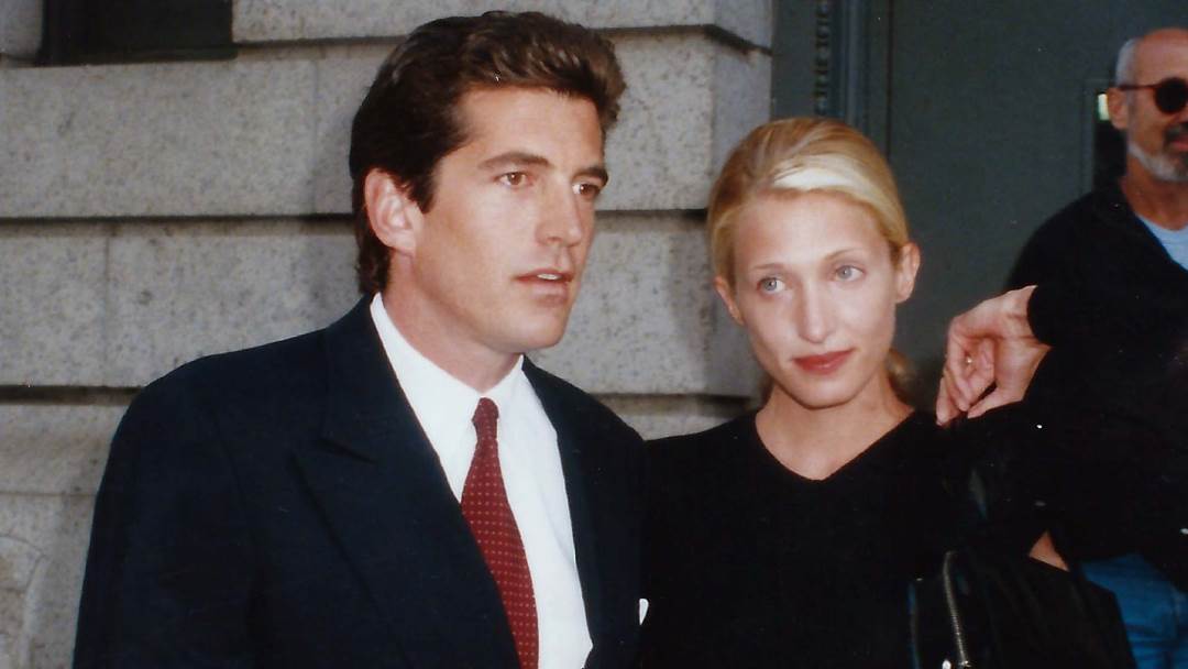 Carolyn Bessette.jpg