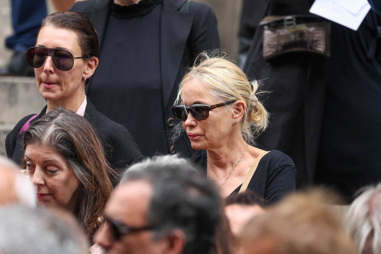 Emmanuelle Beart otkrila da je u djetinjstvu bila žrtva incesta