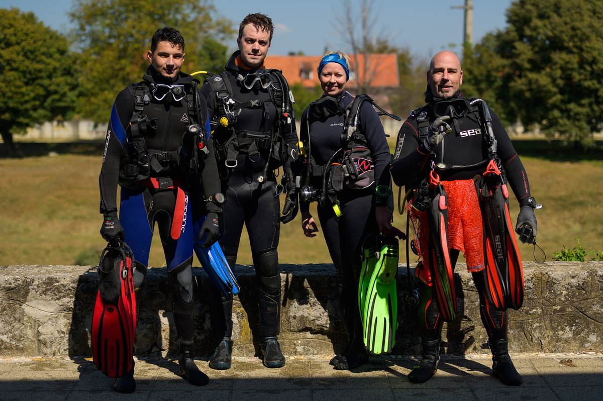 Lidl Hrvatska i Cisto podzemlje_Ciscenje rijeke Kupe_River Cleanup Collective (2).jpg