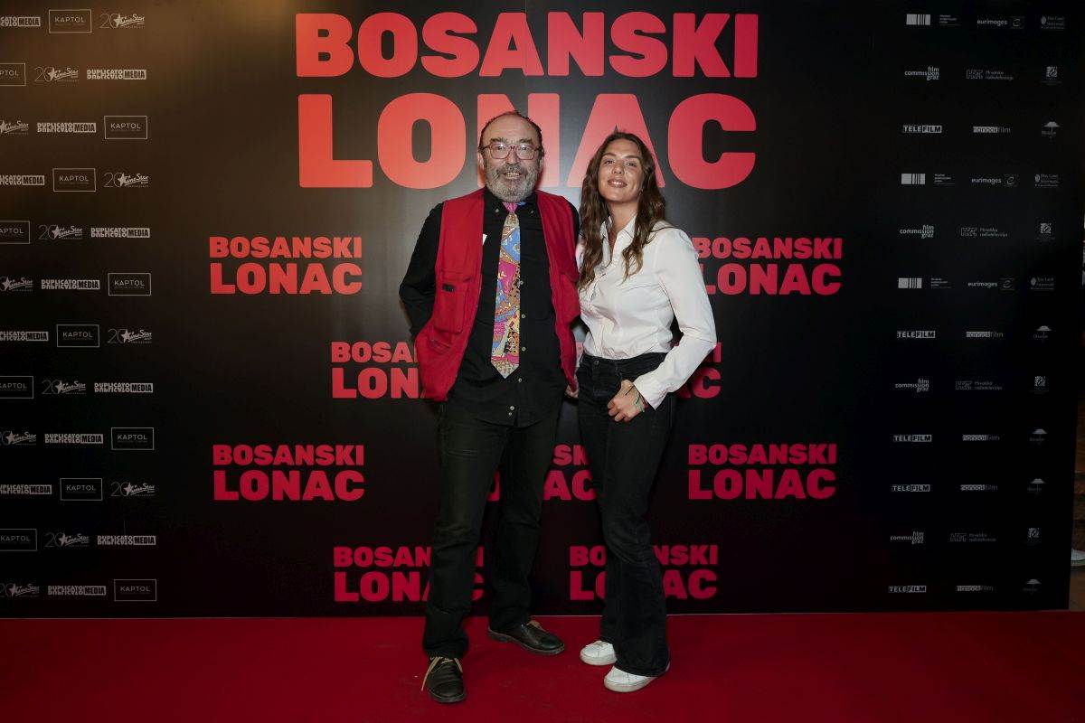 Damir Saban s kcerkom.jpg