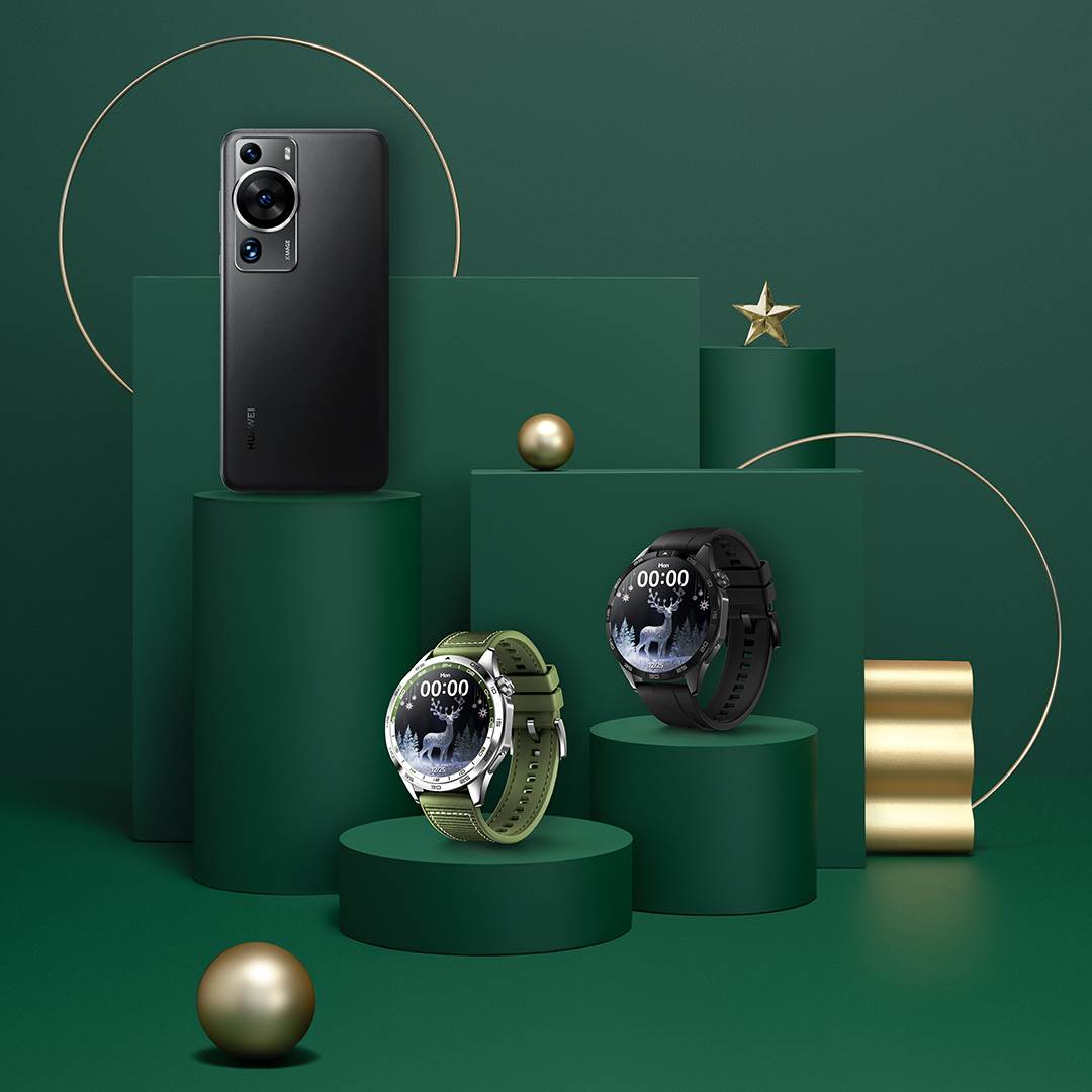 5. Xmas_Green_Theme_Wearables_GT4 Men_1x1.jpg