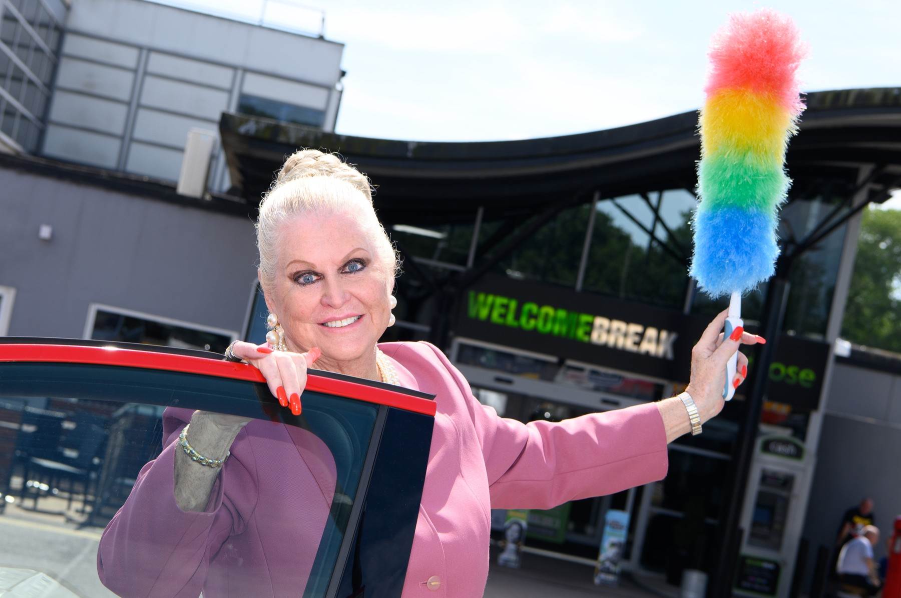 Kim Woodburn.