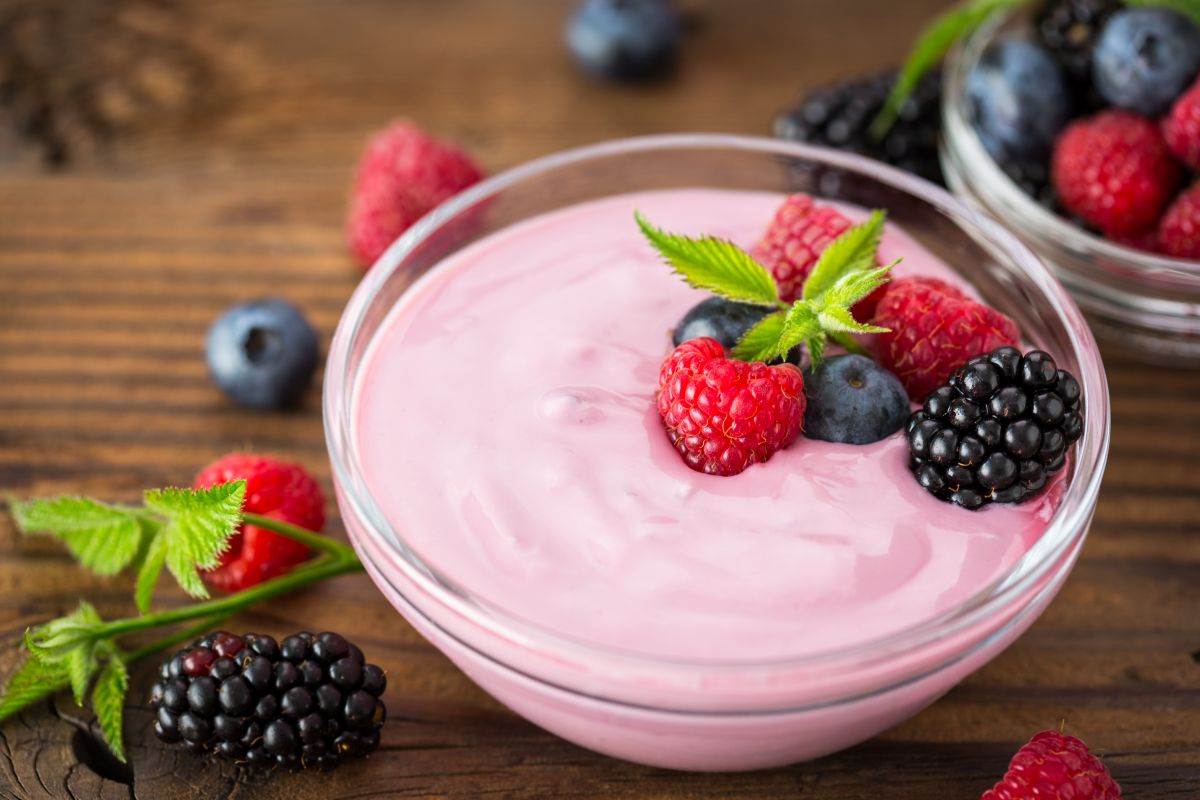 Voćni jogurt