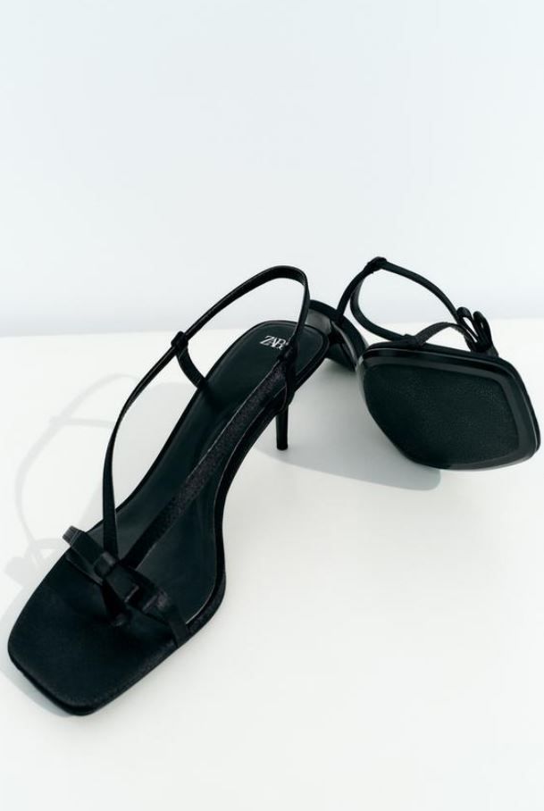 SANDALE S REMENČIĆIMA I MAŠNOM/ ZARA/ 29,95 EUR