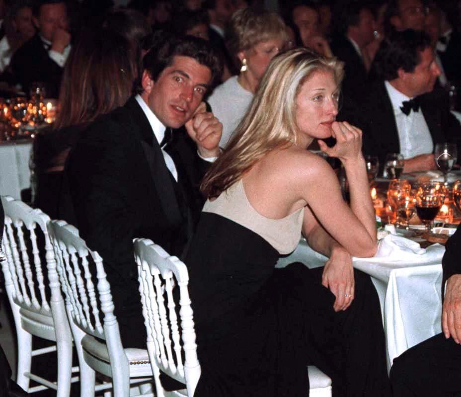 JOHN F. KENNEDY JR, CAROLYN BESSETTE