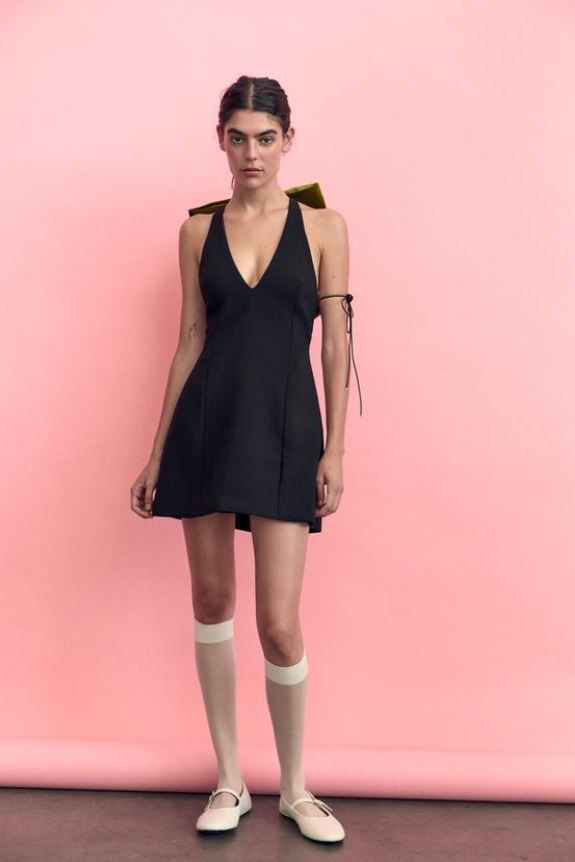 VELVET MAXI BOW DRESS/Zara/39.95 EUR
