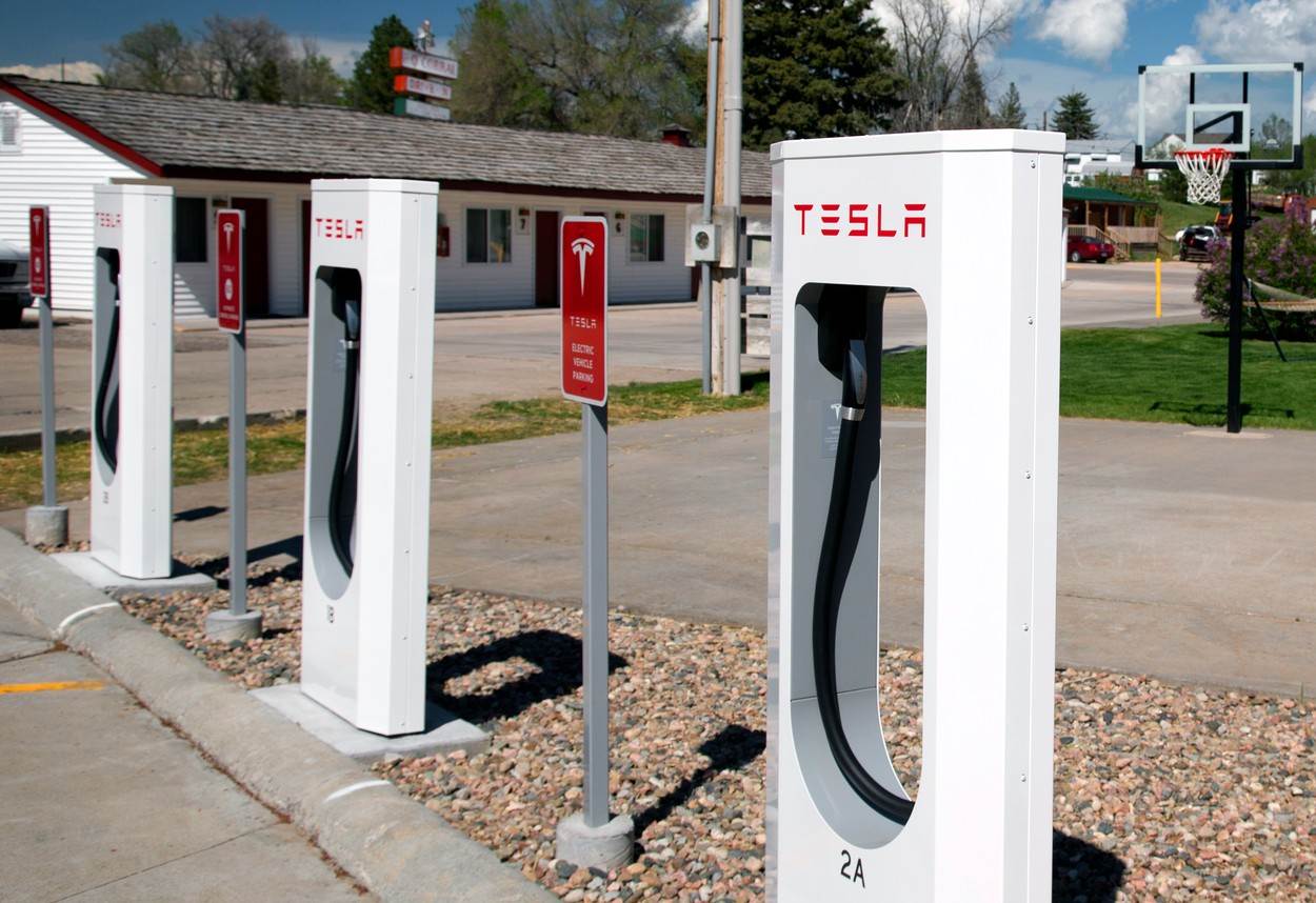 Tesla po prvi put omogućila plaćanje punjenja s dogecoinom