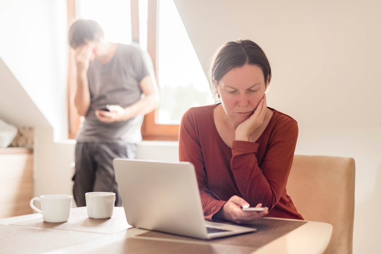 ZAŠTO SE USTAJATI I SREĐIVATI Pogodnosti rada od kuće