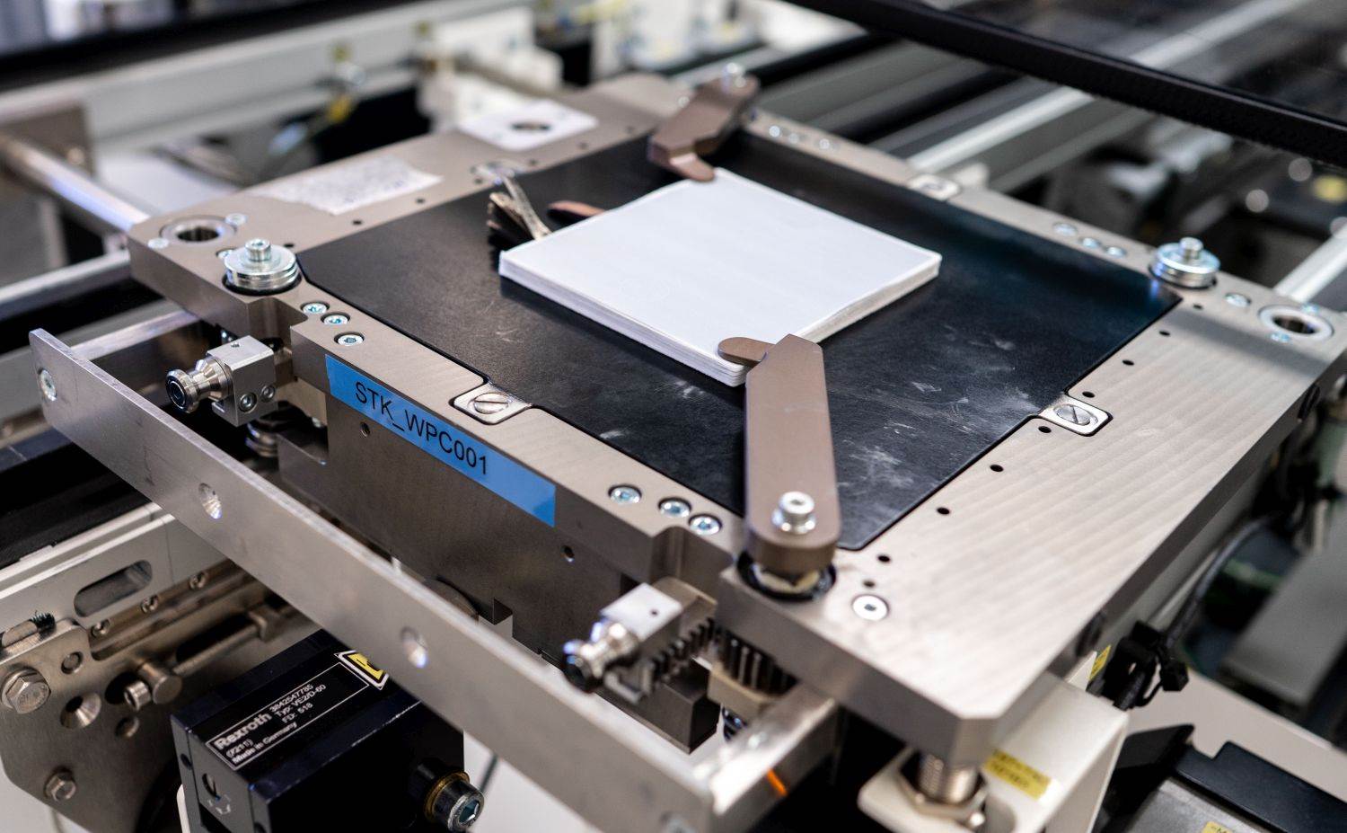 Porsche ulaže u tvornicu baterijskih ćelija visokih performansi