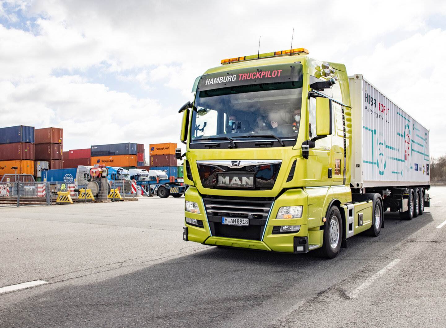 Kada već postoje pametni telefoni, kuće, auti... Red je došao na pametne kamione!