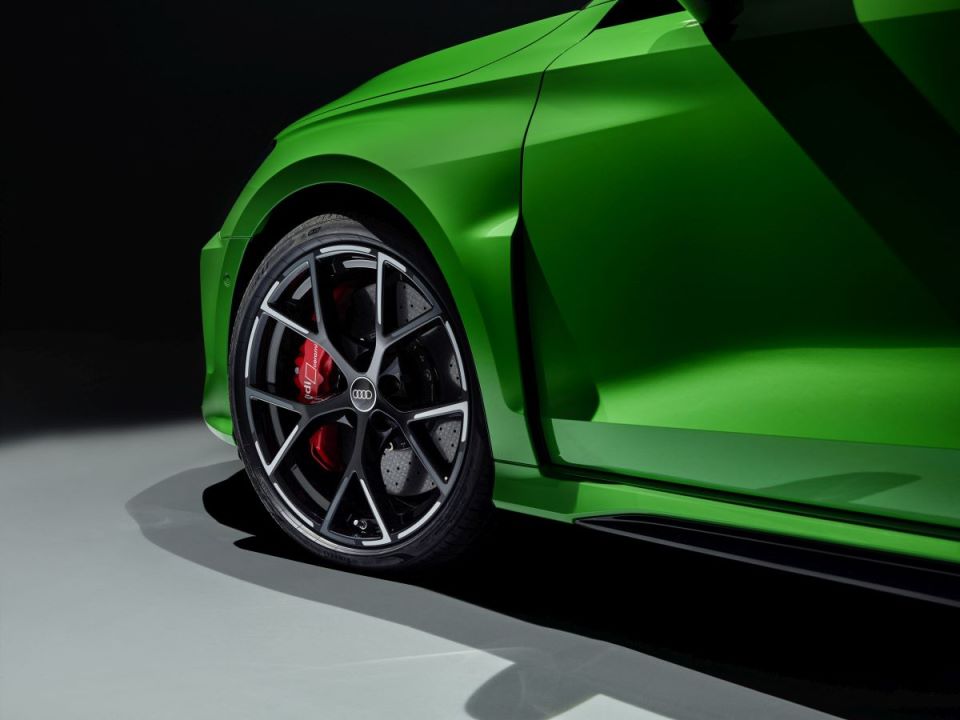 NOVI AUDI RS 3 Sportski nastup pogodan za svakodnevnu upotrebu