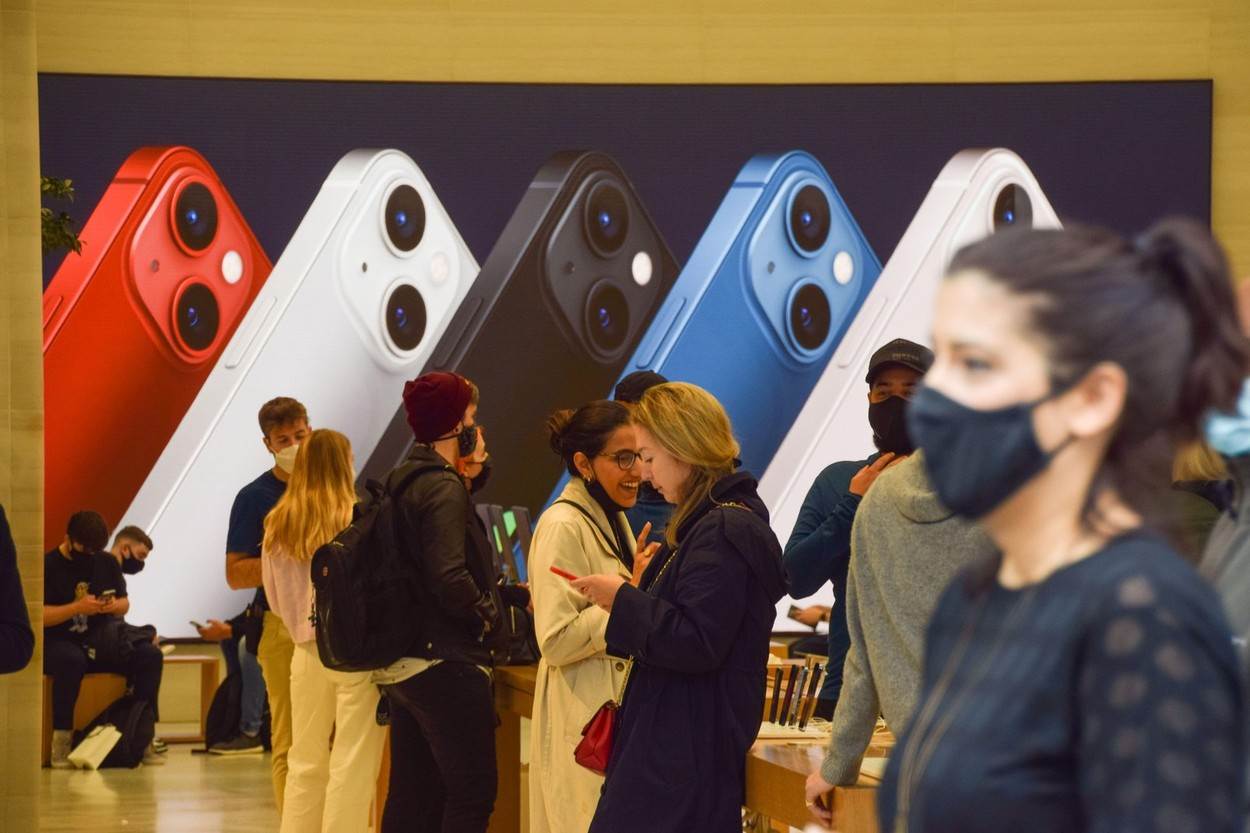 I rast i pad prodaje pametnih telefona u trećem tromjesečju 2021.