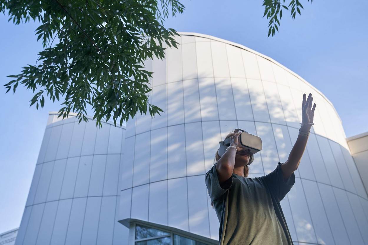 ISPORUKE XR (VR/AR) NAOČALA Porast će 10 puta