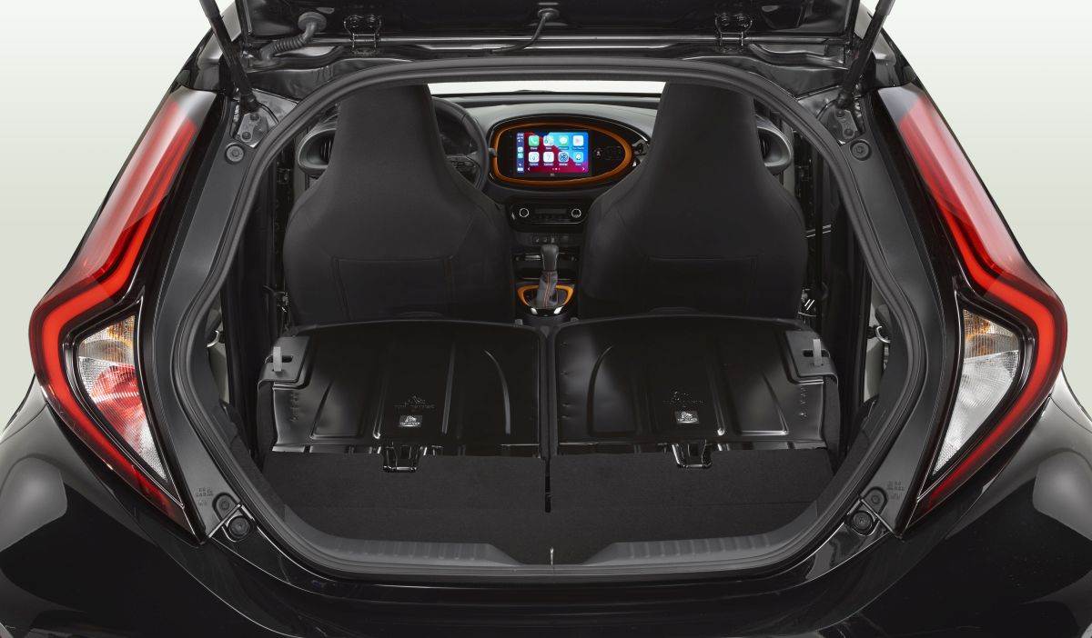 Toyota Aygo X (17).jpg