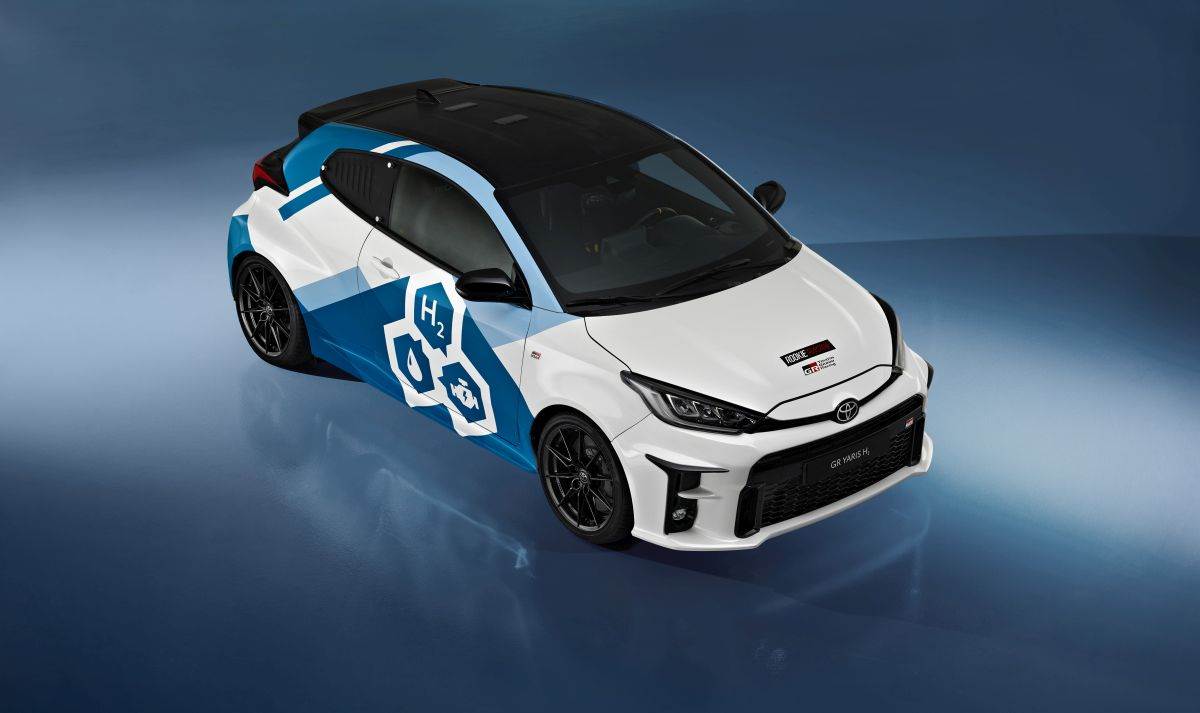 Toyota GR Yaris vodik (1).jpg