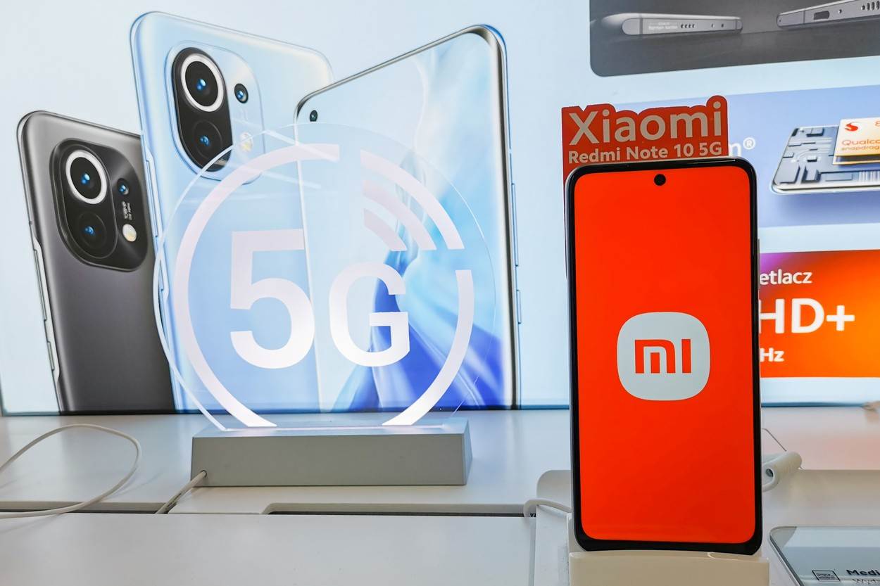 XIAOMI: Premium pametni telefoni potiču rast