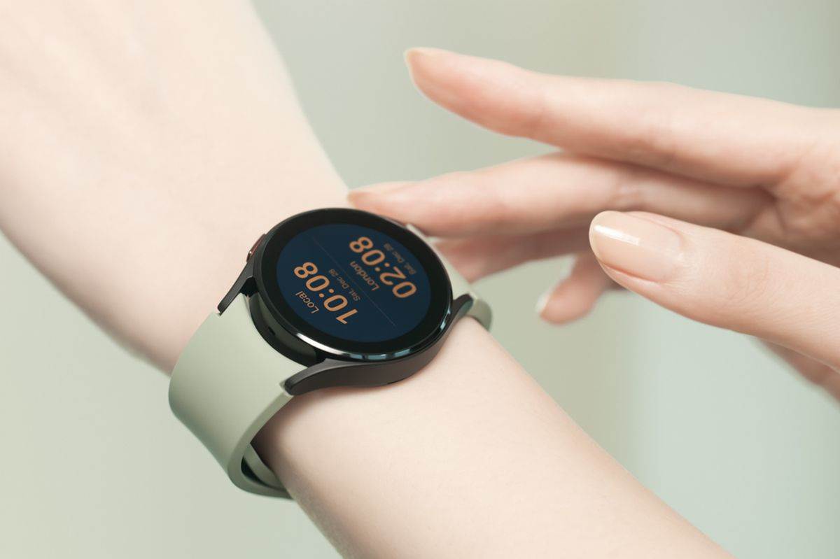 Galaxy Watch4 (1).jpg