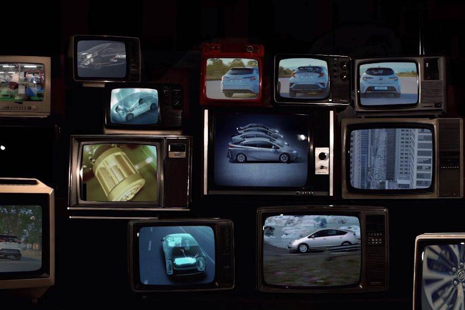 Toyota Prius (1).jpg