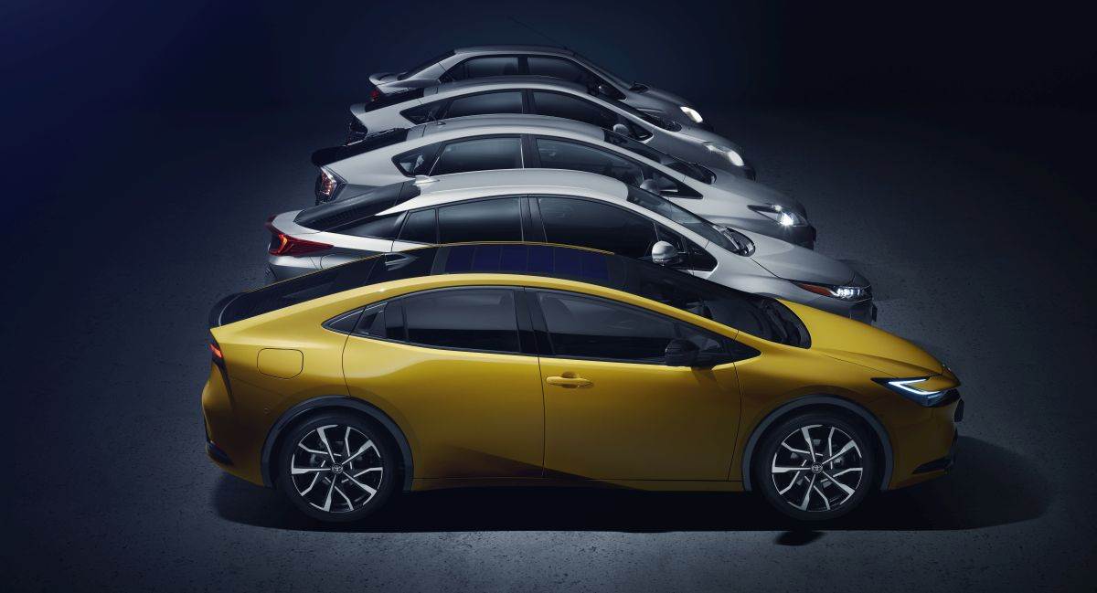 Toyota Prius (2).jpg