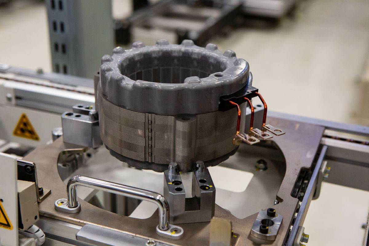 Toyota MG1 motor.jpg