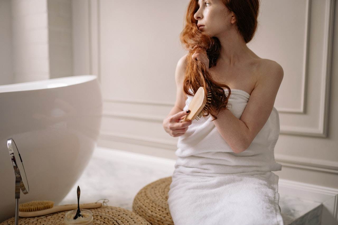 Zena djevojka kosa (5).jpg