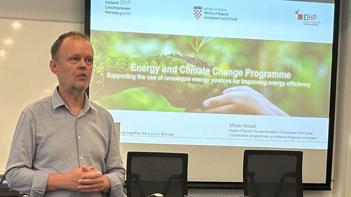 Stjepan Bogdan, FER prodekan za znanost.jpg