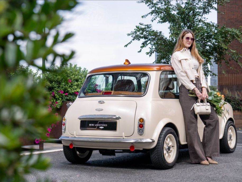 David Brown Automotive Mini eMastered (3).jpg