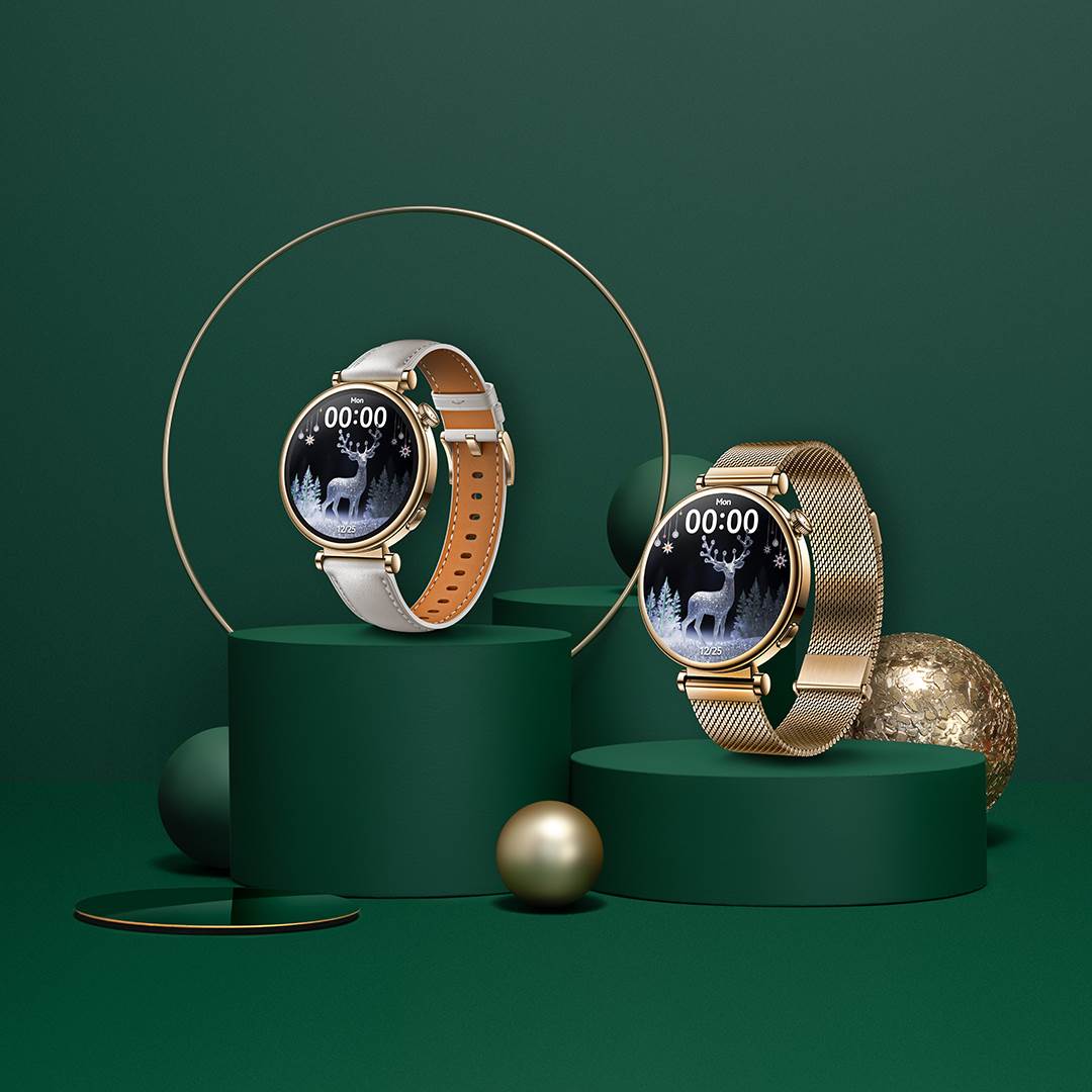 1. Xmas_Green_Theme_Wearables_GT4 Women_1x1.jpg