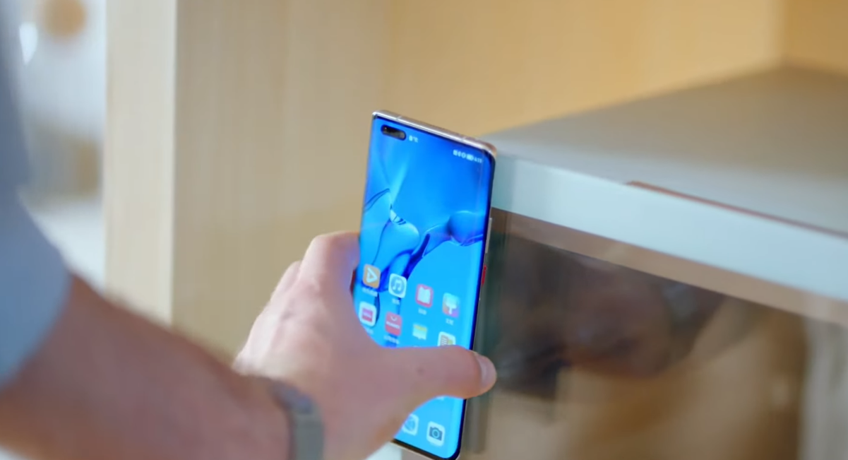 DOLAZI NA 100 UREĐAJA HarmonyOS ruši granice između različitih uređaja