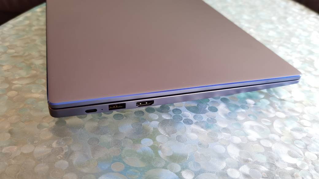 HONOR-MagicBook-15-2