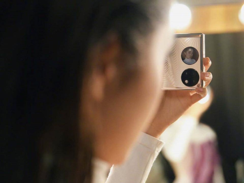 Huawei-P50-Pocket-4.jpg
