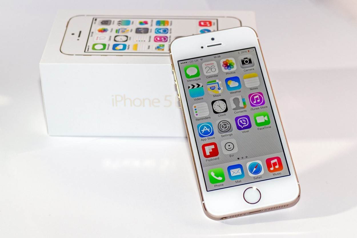 Apple iPhone 5s.jpg