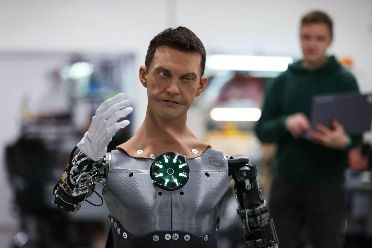 Promobota Robo-C-2  (1).jpg