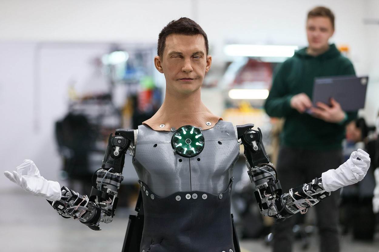 Promobota Robo-C-2  (3).jpg