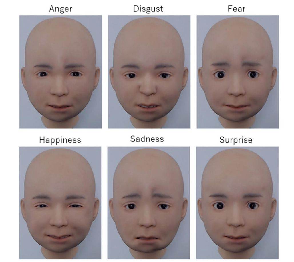 Nikola robot beba (2).jpg